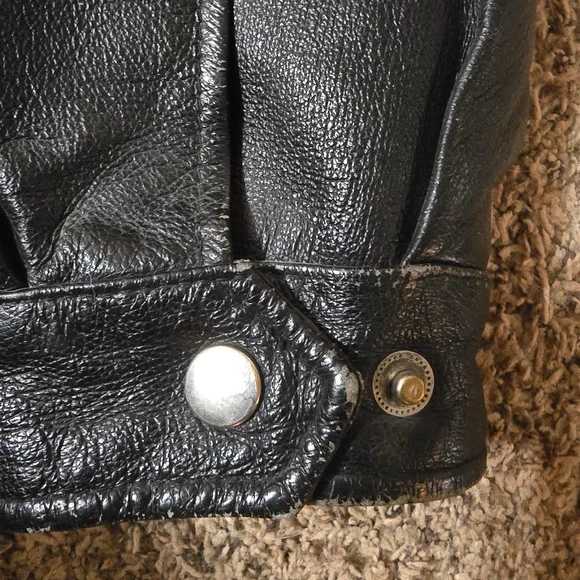 Men's Geniune Black Leather Vintage Jacket - Picture 3 of 14